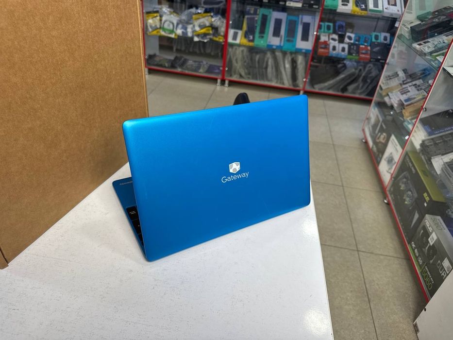 Acer Gateway core i3-1115G4 4/128ssd karobka dakumentlari full