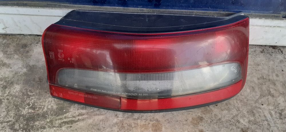 Десен Стоп Mazda 323 BG Hatchback 1994 Година Мазда 323 Хечбек.