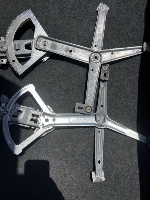 Стеклоподёмники на 190 механич