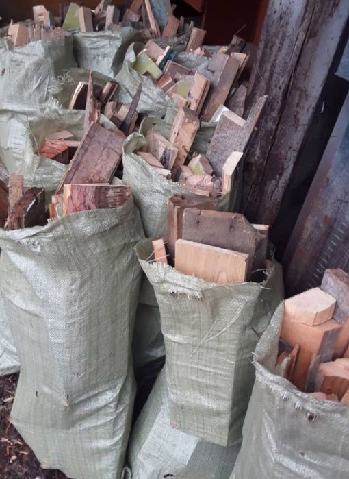 Дрова в мешках доставка