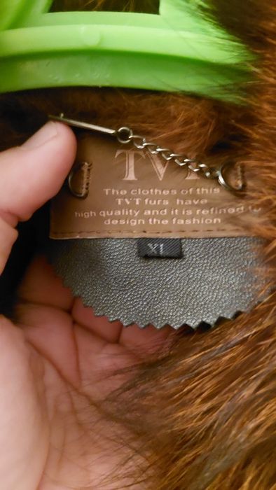 Продам шубу женскую