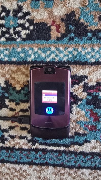 Моторолла V3i Motorola