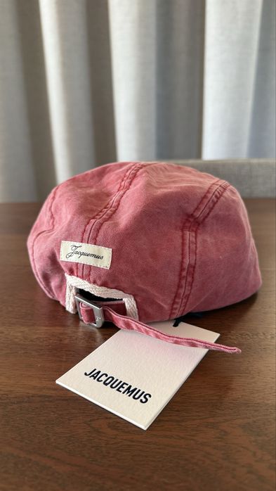 Jacquemus  Red Hat
