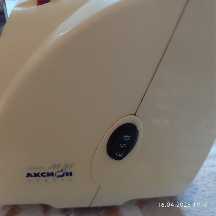 Продам электромясорубку