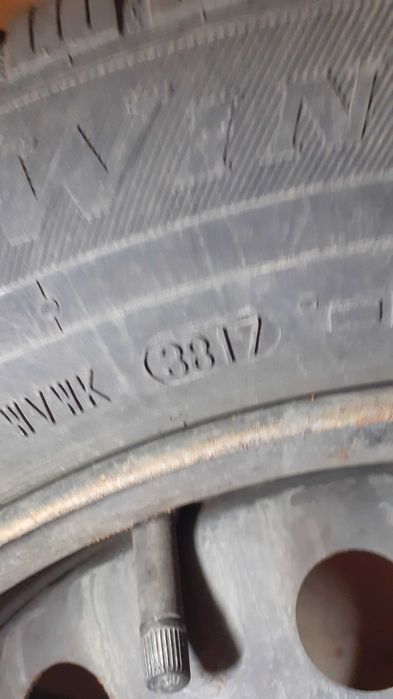 Зимни гуми 15 цола с джанти за Рено