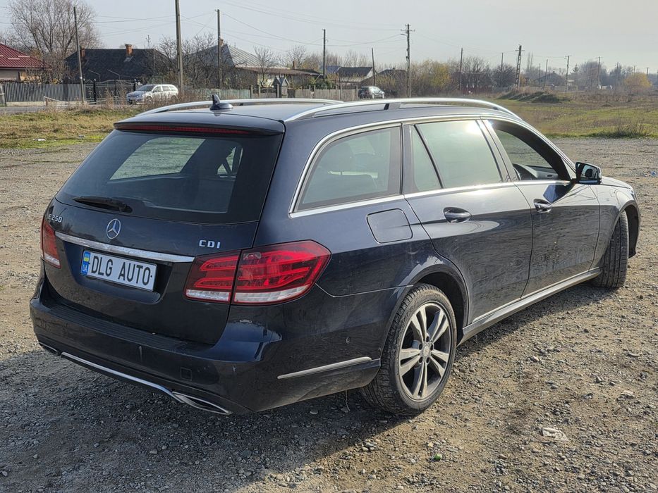 Aripa Mercedes E Class W212 facelift 890