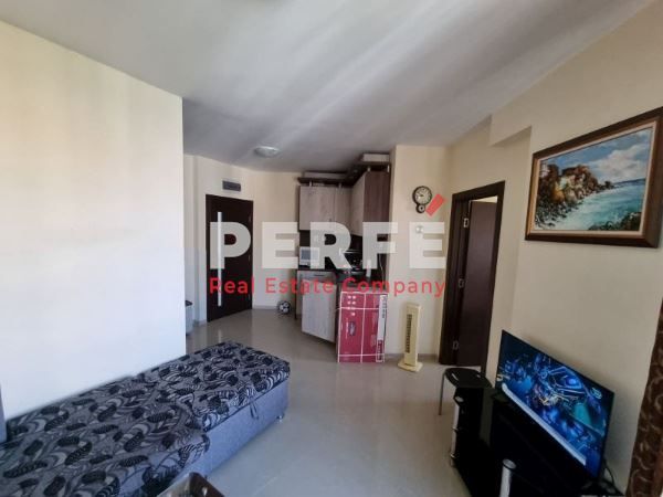 Продава се Двустаен апартамент в Созопол - 42 кв.м за 1810 €/кв.м - Снимка #1