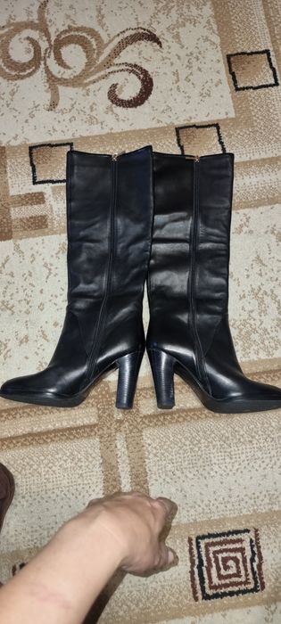 Продам зимние сапоги