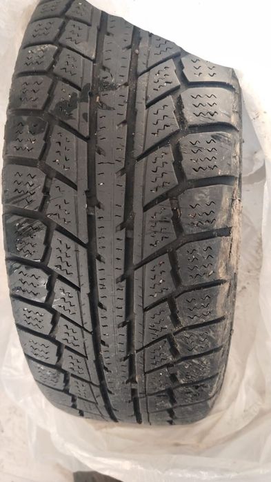 Продам летние шины м дисками в комплекте