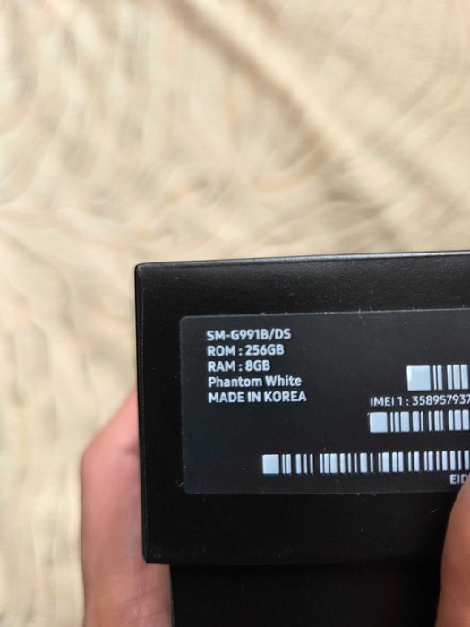 Samsung S21 5G 256GB storage, 8GB RAM