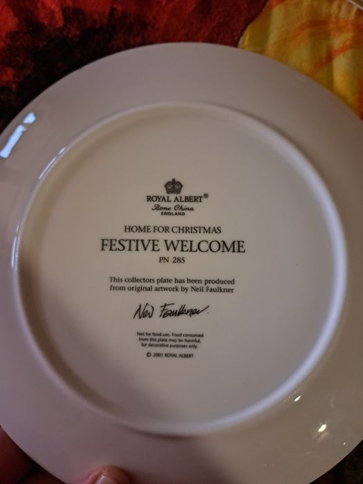 Коледни чинии 40 лв за брой