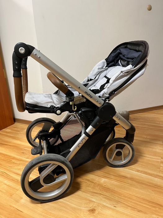 Бебешка количка Mutsy Evo