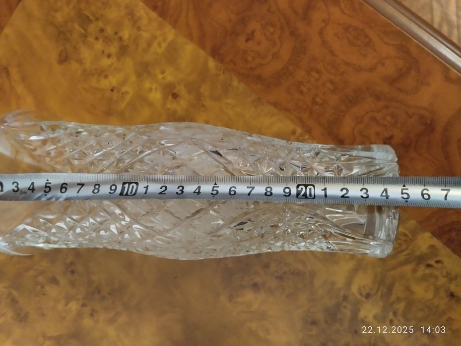 Хрустальная ваза для цветов