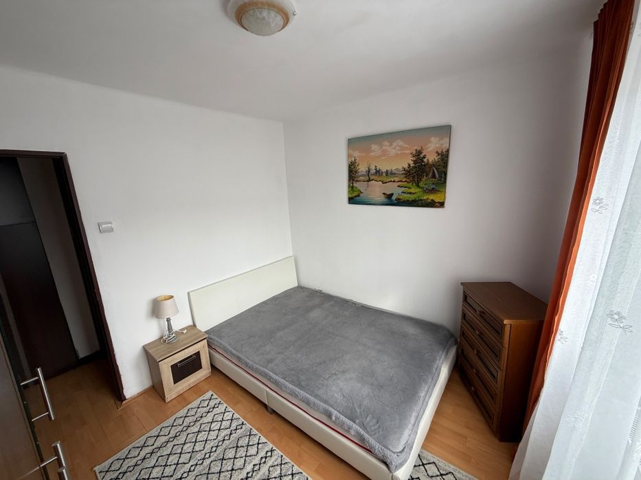 Închiriez Apartament/ 2 camere / Micro 3