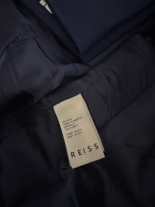 Костюм тройка Reiss