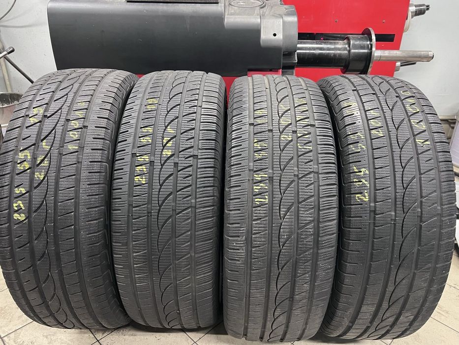 Зимни гуми 235/55 R19 Royal Black