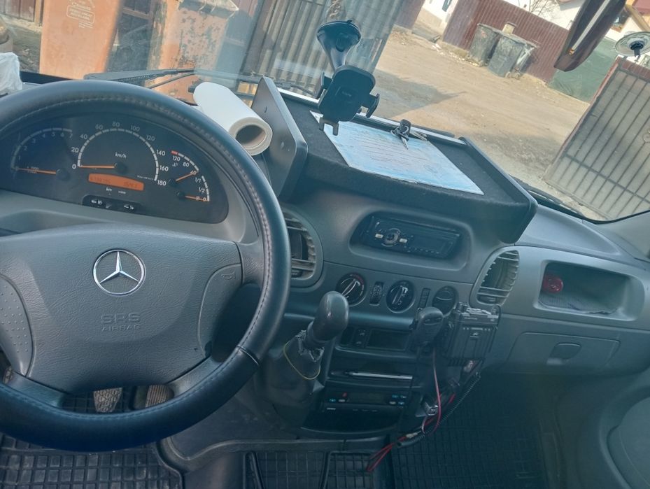 Vînd Mercedes sprinter urgent