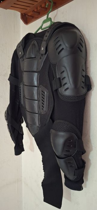Armură moto – mărimea M – culoare neagră