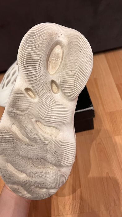 Adidas Yeezy Foam Rnnr