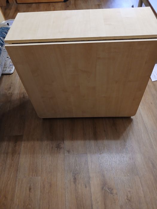 Продам стол -книжка