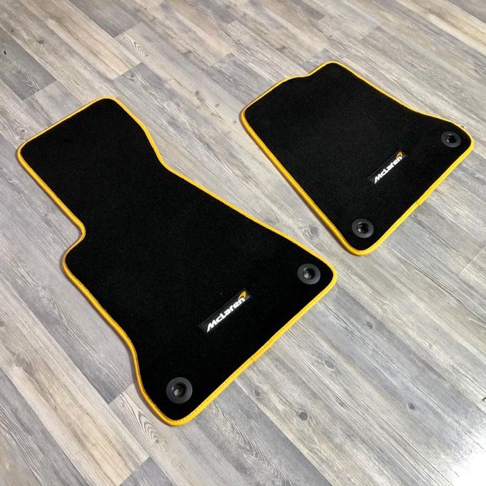 Авто коврики на McLaren