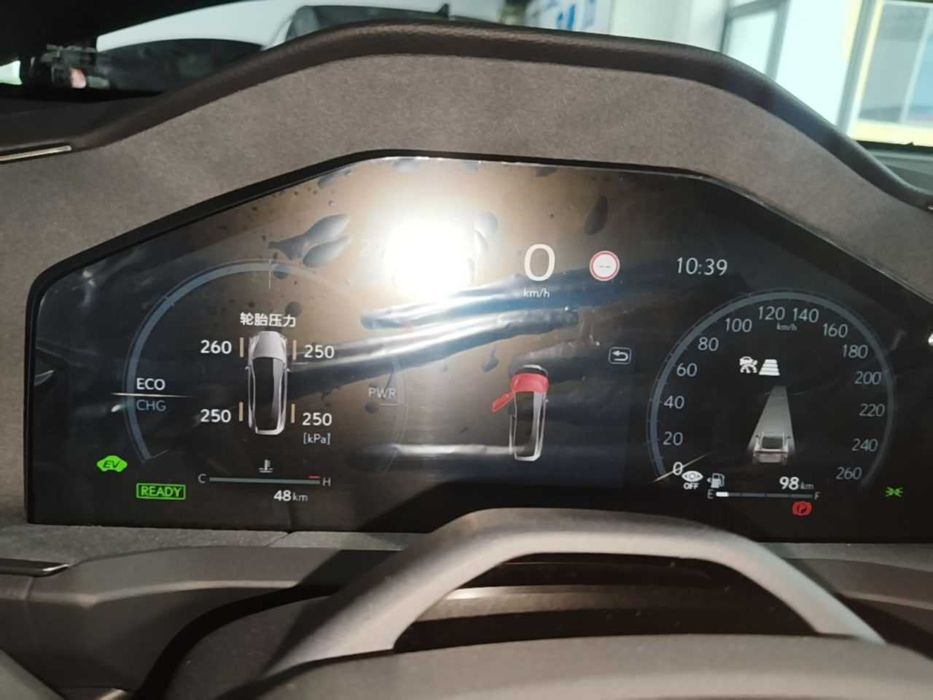 Lexus ES 300h Base Version