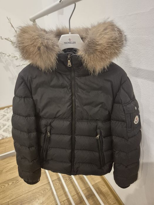 Geaca Moncler originală