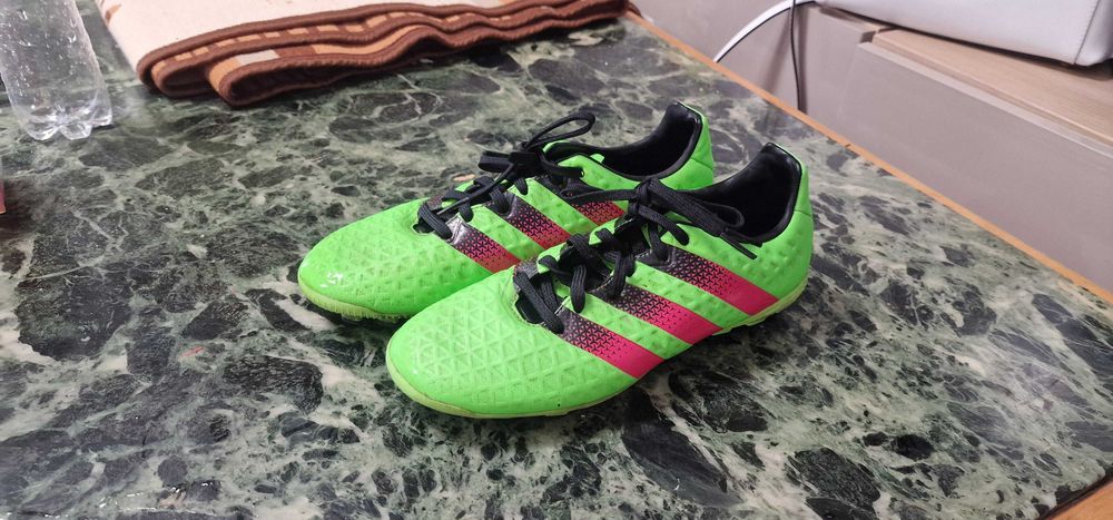 Ghete de fotbal/pantofi