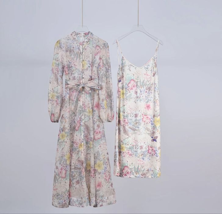 Продаю платье с цветочками !