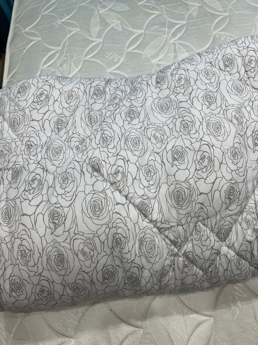 Продам теплое одеяло