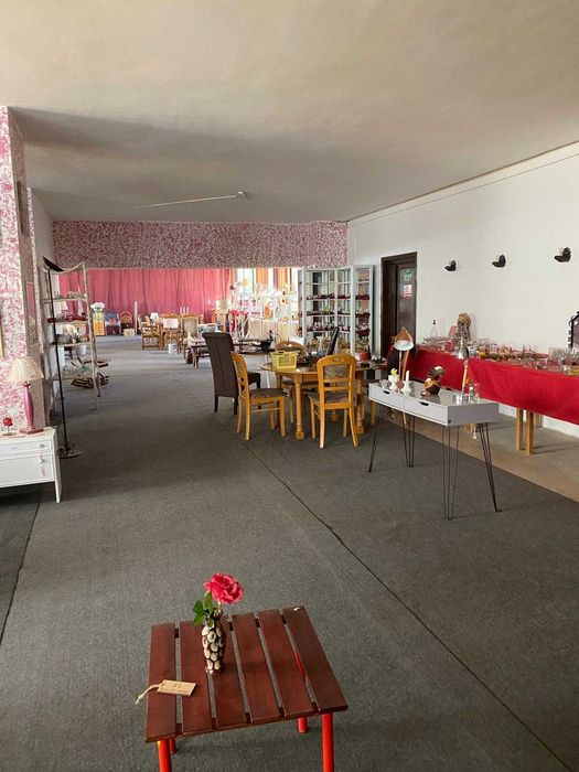 Spatiu comercial 715mp 24 trepte