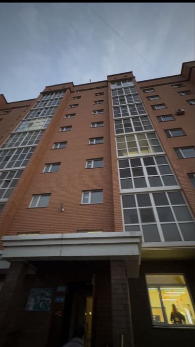 Продаю квартиру - недорого. Срочно