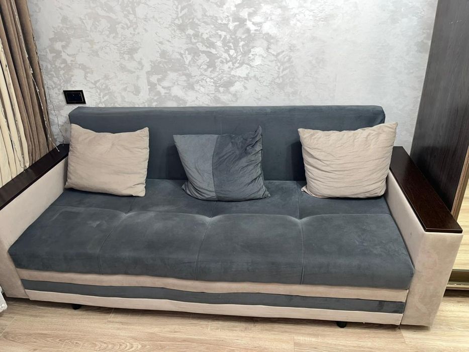 Продам диван и шкаф-купе