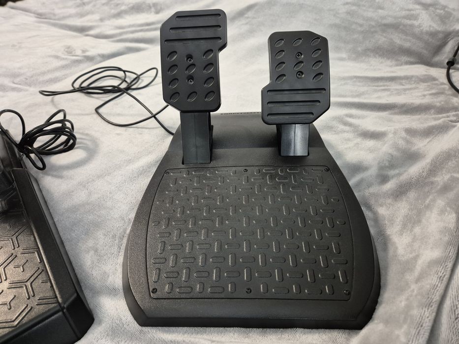 Volan Thrustmaster T150 PRO ForceFeedback