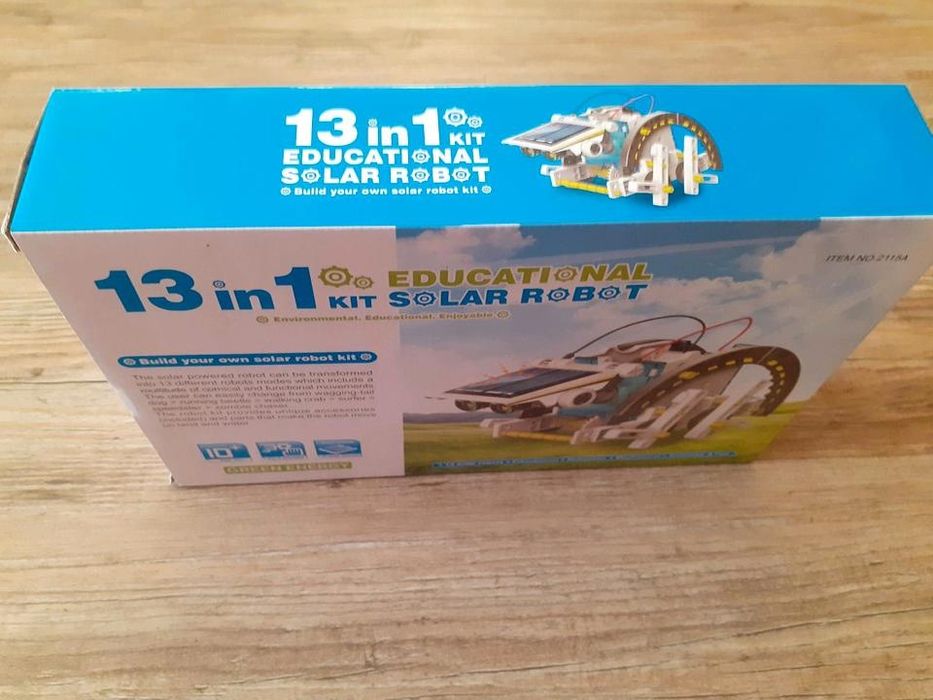 Конструктор - соларен робот 13 в 1