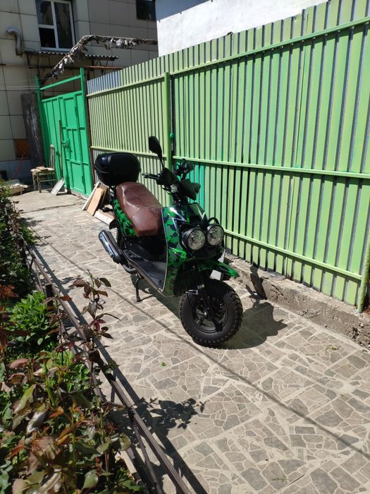 Мопед скутер бабочка