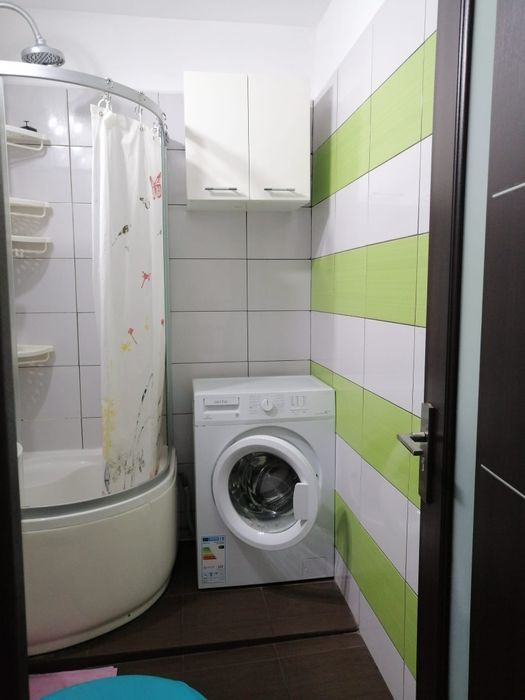 Particular închiriez garsoniera metrou Dristor