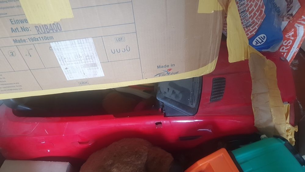 Машина детскся продаю