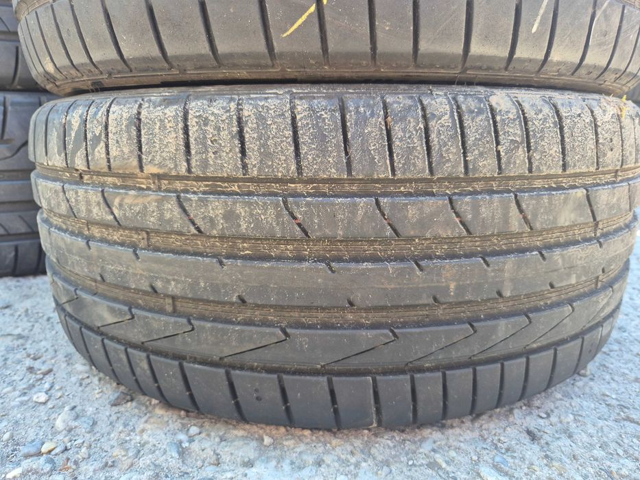 4 Anvelope de VARA - 235/40/19 96Y - Hankook - CA UNELE NOI - DOT 2024 !