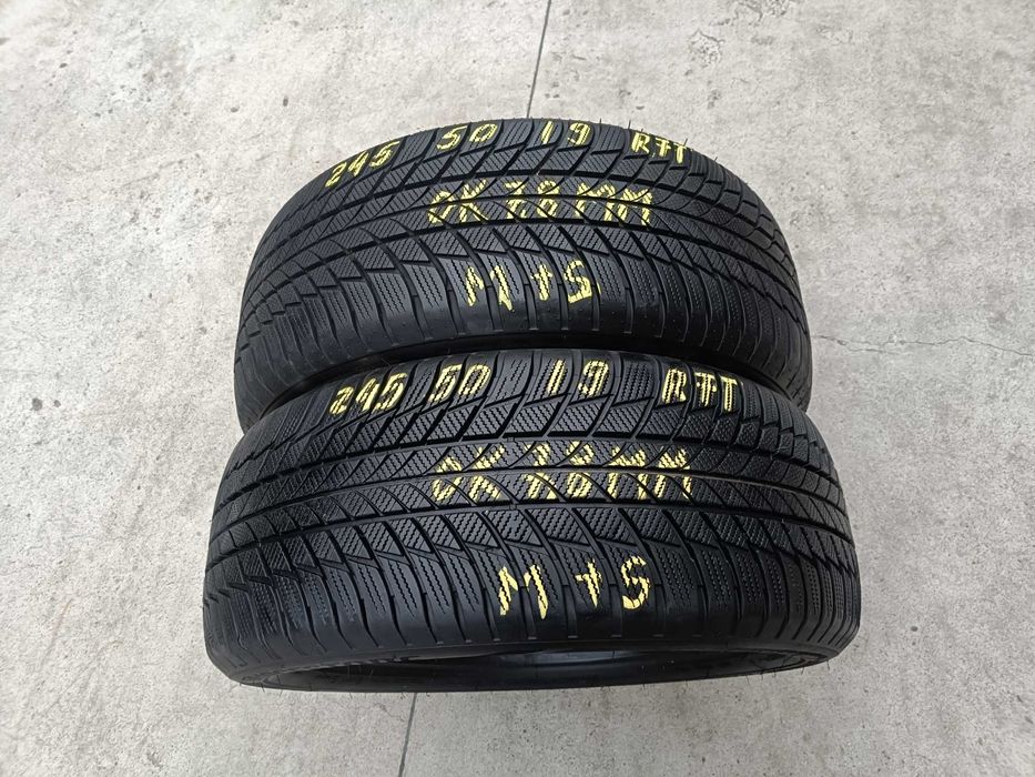 Doua anvelope iarna 245 50 19 bridgestone blizzak LM 001 run flat
