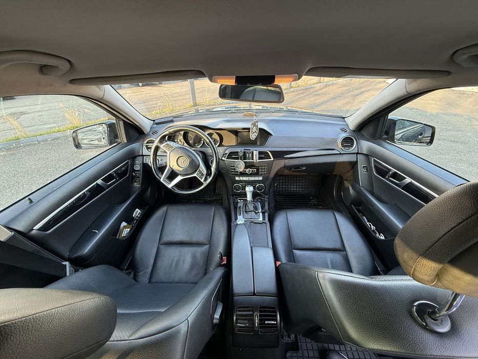 Vand Mercedes c180