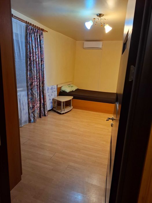 Particular, inchiriez garsoniera decomandata, Materna Craiovita Noua