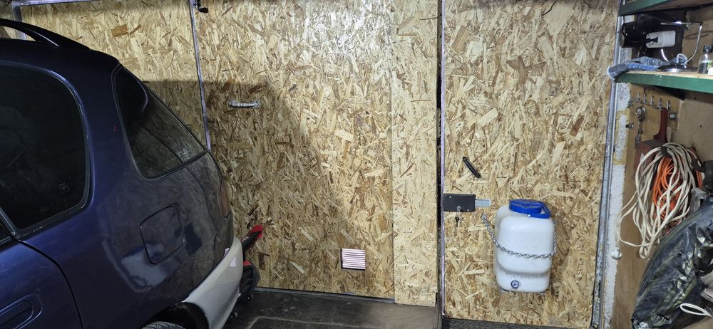 Продам железный гараж