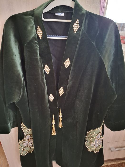 Женская одежда 54 размер