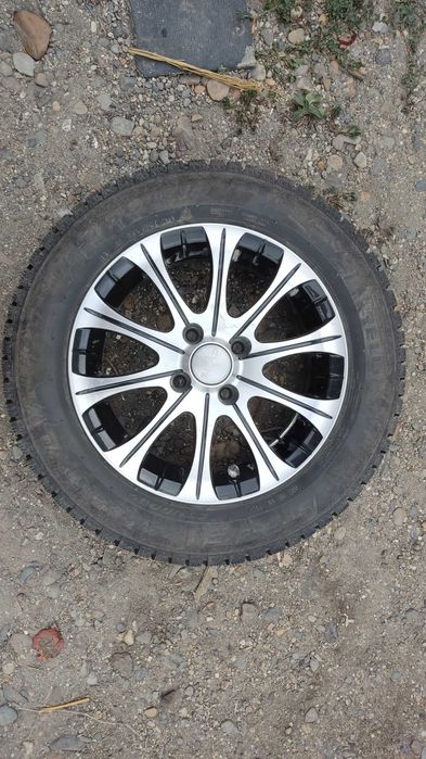 Зимние шины Pirelli Ice Zero 185/60 R14 82T с дисками