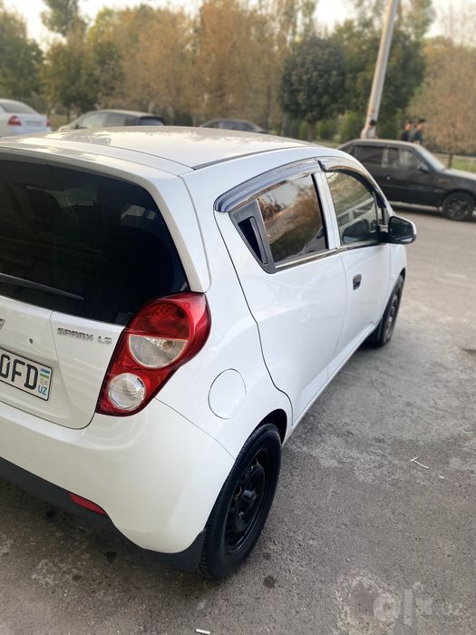 Vikup Spark boshiga 700$