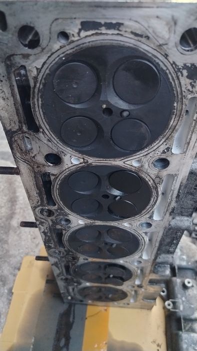 Глава Мерцедес МЛ 270 163 ЦЛК 270 2.7 Mercedes ML270w163 CLK270 w209