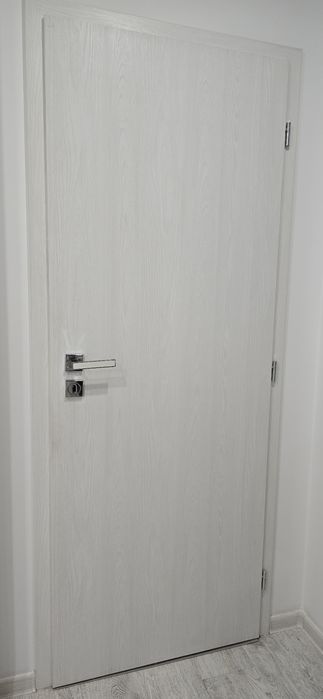 Интериорни врати