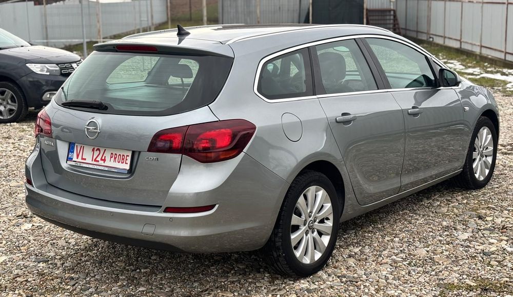 Opel Astra Sports Tourer 1.7 CDTI, 110 CP Cosmo, Posibilitate Rate