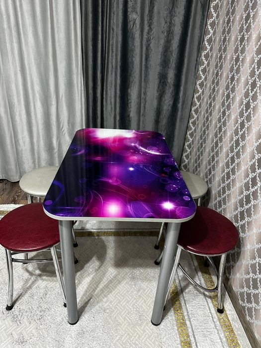 Продам стол со стульями